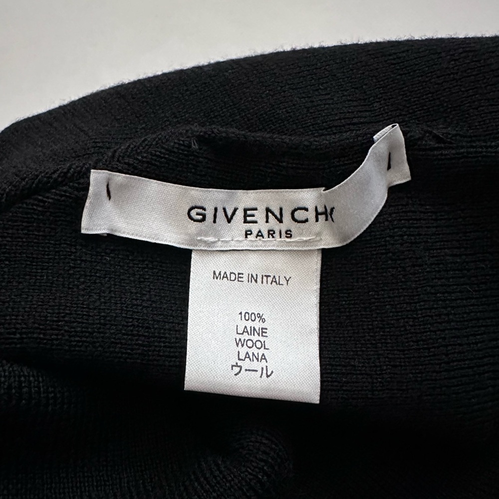 BNIB Authentic Givenchy Intarsia Wool Logo Beanie O/S Black White - Picture 7 of 10